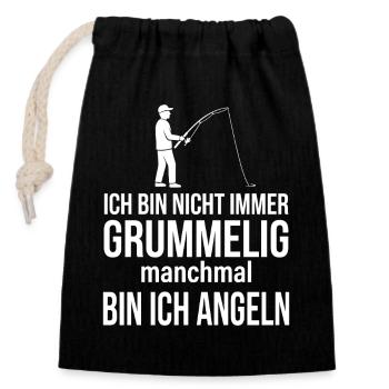 Nicht immer grummelig, manchmal angeln - Verschließbarer Geschenkbeutel aus Baumwolle (14x20cm) - Schwarz - Vorne