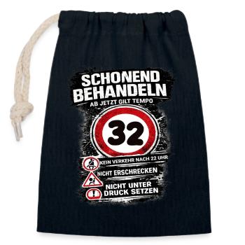Treat Gently Traffic Sign 32 Birthday - Closable cotton gift bag (14x20cm) - navy - Front