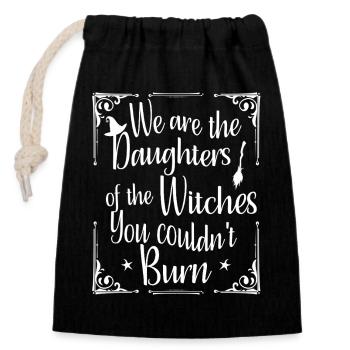 Nous sommes les filles des sorcières que tu n’as pas pu brûler - Sac cadeau en coton avec cordon (14 x 20 cm) - noir - Devant