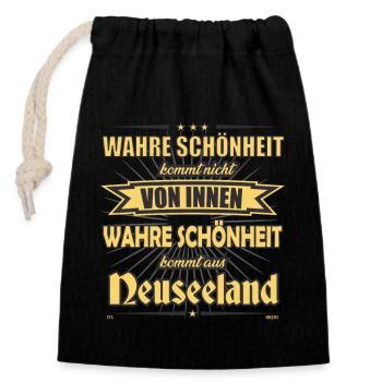 True beauty comes from New Zealand design - Closable cotton gift bag (14x20cm) - black - Front