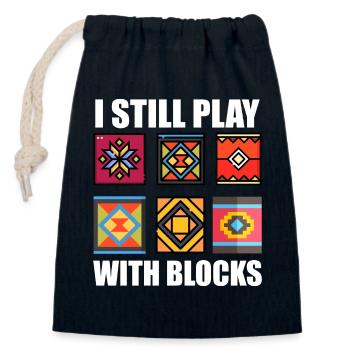 Funny Quilting I Still Play With Blocks Quilt - Closable cotton gift bag (14x20cm) - navy - Front