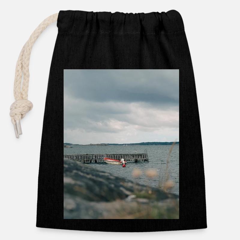 ocean - Closable cotton gift bag (14x20cm) - black