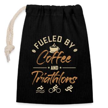 Fueled by Coffee and Triathlons Training - Verschließbarer Geschenkbeutel aus Baumwolle (14x20cm) - Schwarz - Vorne