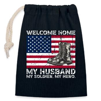 welcome home my husband my soldier my hero - Sac cadeau en coton avec cordon (14 x 20 cm) - bleu marine - Devant
