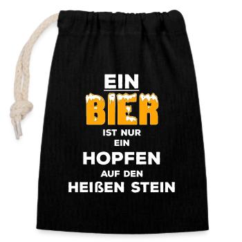 Ein Bier.. Hopfen auf den heissen Stein - Wortwitz - Verschließbarer Geschenkbeutel aus Baumwolle (14x20cm) - Schwarz - Vorne