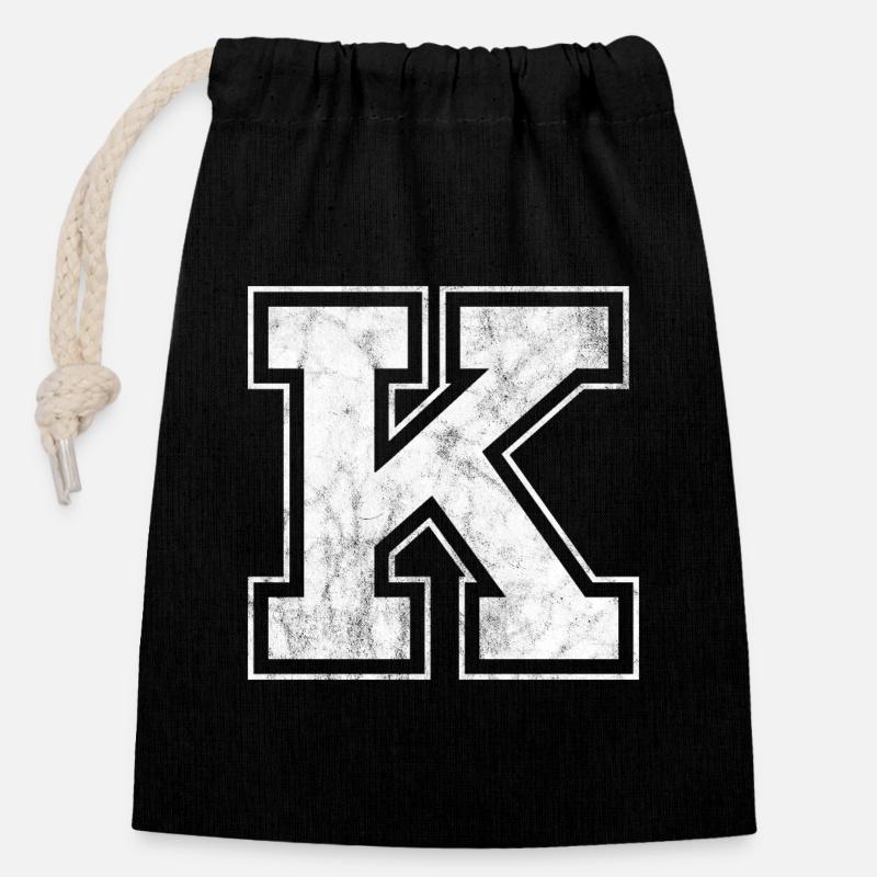 Lettre K - Sac cadeau en coton avec cordon (14 x 20 cm) - noir