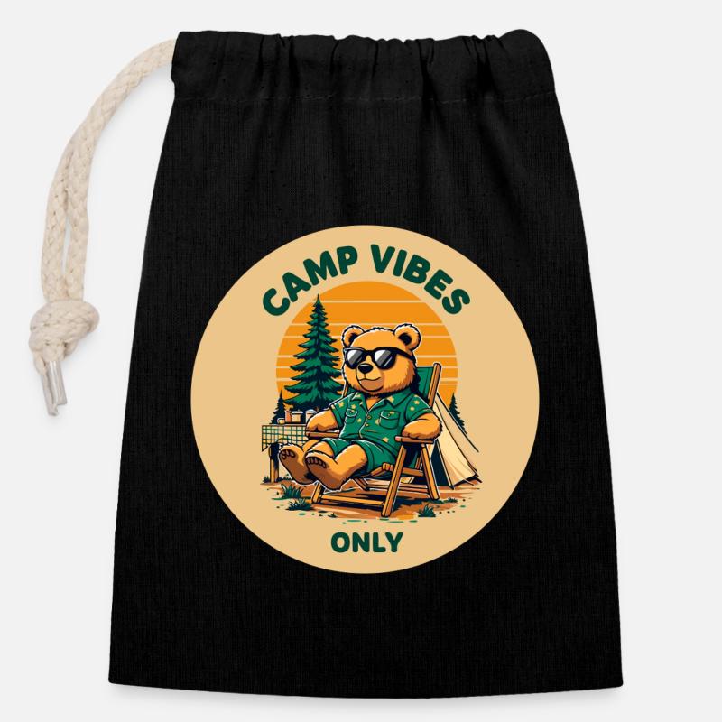 Camp Vibes Bär Camping Logo - Verschließbarer Geschenkbeutel aus Baumwolle (14x20cm) - Schwarz