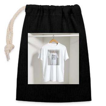 Gerahmtes Spiegel-T-Shirt - Verschließbarer Geschenkbeutel aus Baumwolle (14x20cm) - Schwarz - Vorne