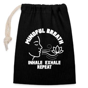 Mindful Breath Mindfulness Calm - Closable cotton gift bag (14x20cm) - black - Front