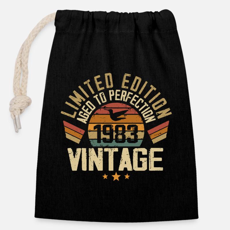 Vintage 1983 Retro 1983 Birthday Gift - Closable cotton gift bag (14x20cm) - black