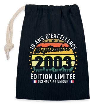 19 Ans Anniversaire Vintage Né en Septembre 2003 - Sac cadeau en coton avec cordon (14 x 20 cm) - bleu marine - Devant