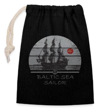 DarssCoast - Baltic Sea Sailor - Verschließbarer Geschenkbeutel aus Baumwolle (14x20cm) - Schwarz - Vorne