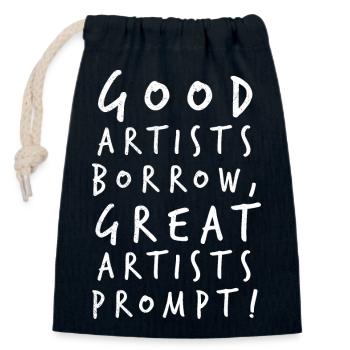 GOOD ARTISTS BORROW GREAT ARTISTS PROMPT - Verschließbarer Geschenkbeutel aus Baumwolle (14x20cm) - Navy - Vorne