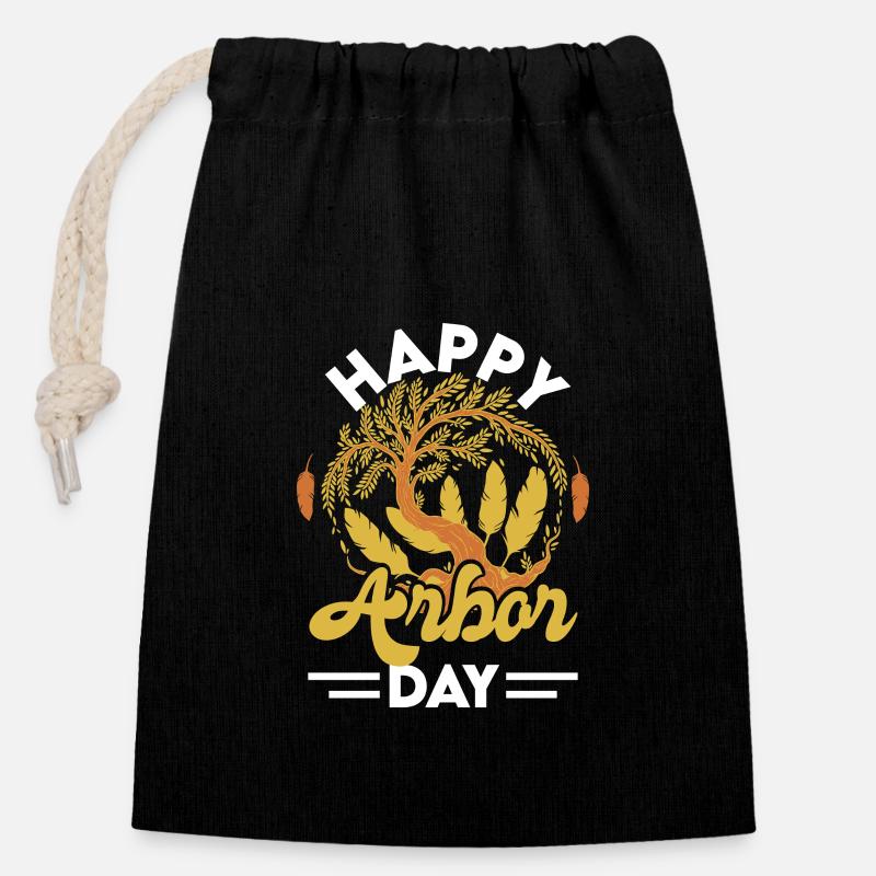 Arbor Day Planting Trees Earth Day Tree Hugger - Closable cotton gift bag (14x20cm) - black