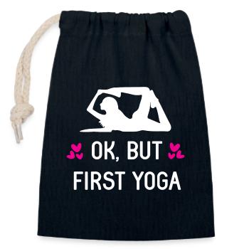 Ok, aber zuerst Yoga - Verschließbarer Geschenkbeutel aus Baumwolle (14x20cm) - Navy - Vorne