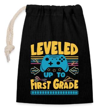First Day of School Leveled Up To First Grade Boy - Closable cotton gift bag (14x20cm) - black - Front
