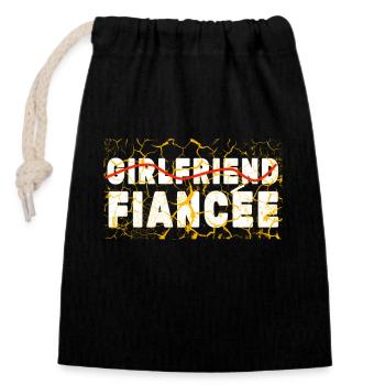 Girlfriend Fiancee Couple Engagement Engaged - Closable cotton gift bag (14x20cm) - black - Front