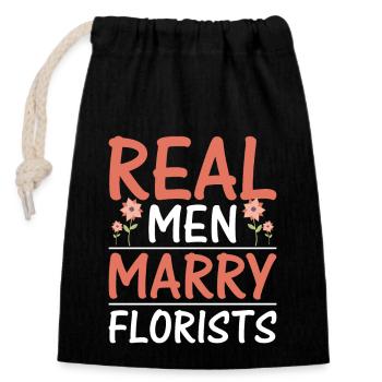 Real Men Marry Florists - Closable cotton gift bag (14x20cm) - black - Front