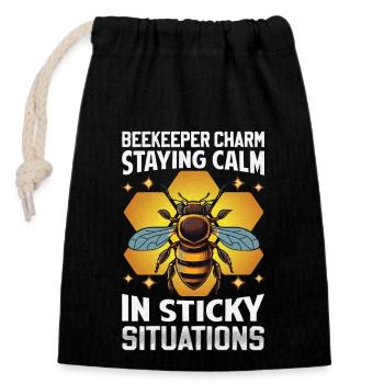 Beekeeper Charm – Sticky Situations - Verschließbarer Geschenkbeutel aus Baumwolle (14x20cm) - Schwarz - Vorne