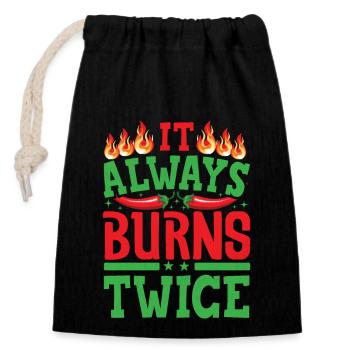 Il brûle toujours deux fois - Sauce piquante Chili Cook - Sac cadeau en coton avec cordon (14 x 20 cm) - noir - Devant