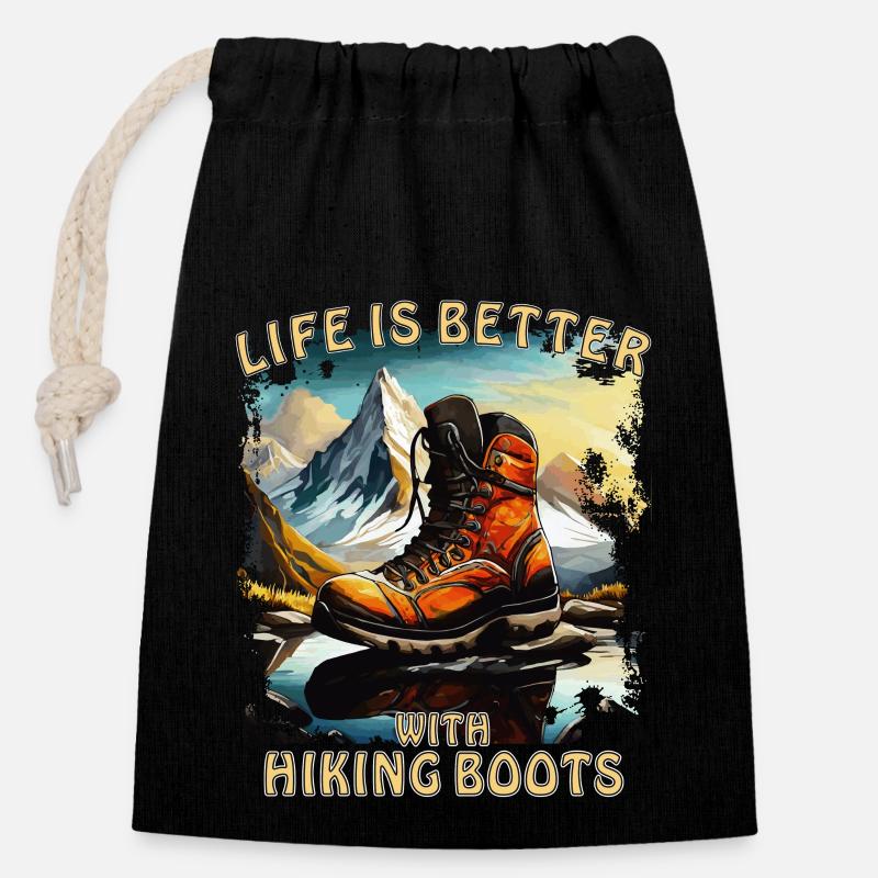 LIFE IS BETTER WITH HIKING BOOTS - Verschließbarer Geschenkbeutel aus Baumwolle (14x20cm) - Schwarz