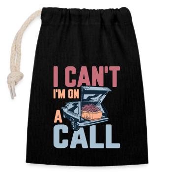 I Can't I'm On A Call Mortuary Mortician - Closable cotton gift bag (14x20cm) - black - Front