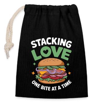 Sandwich Spruch - Stacking Love One Bite At A Time - Verschließbarer Geschenkbeutel aus Baumwolle (14x20cm) - Schwarz - Vorne