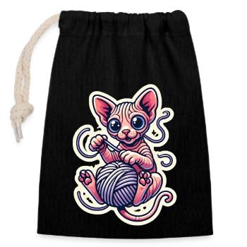 Cute Sphynx Kitten playing with a Yarn - Closable cotton gift bag (14x20cm) - black - Front