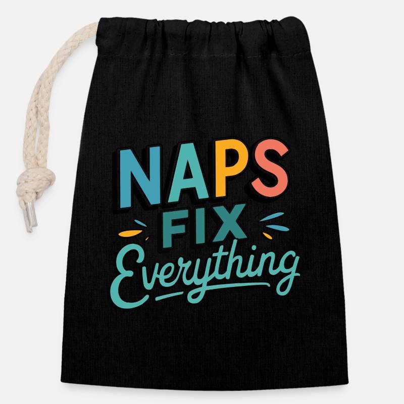Naps Fix Everything - Sleepy Retro Humor Design - Closable cotton gift bag (14x20cm) - black