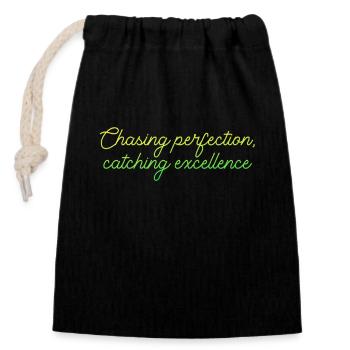 Kaizen Mindset Chasing Perfection - Closable cotton gift bag (14x20cm) - black - Front