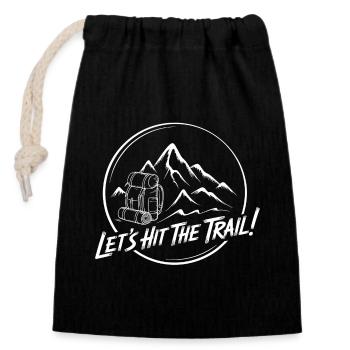 Mountain Trail Adventure Backpack Motif - Closable cotton gift bag (14x20cm) - black - Front
