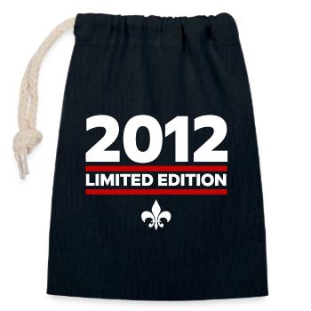 Édition limitée 2012 - Sac cadeau en coton avec cordon (14 x 20 cm) - bleu marine - Devant
