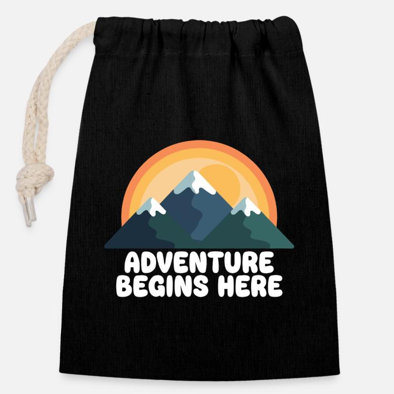 Aventure Mountain Peak Coucher de soleil - Sac cadeau en coton avec cordon (14 x 20 cm) - noir