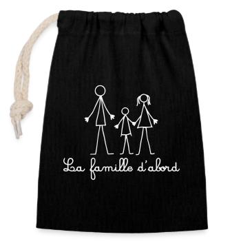 Family First | Minimalist Family Drawing - Closable cotton gift bag (14x20cm) - black - Front