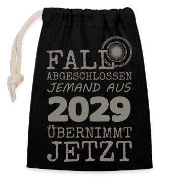 abgeschlossen 2029 - Verschließbarer Geschenkbeutel aus Baumwolle (14x20cm) - Schwarz - Vorne