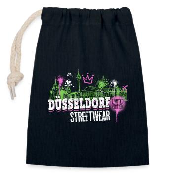 Dusseldorf Skyline City Germany Graffiti - Closable cotton gift bag (14x20cm) - navy - Front