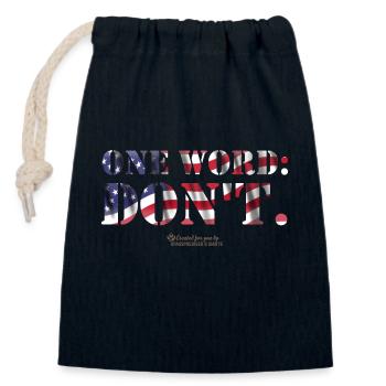 Drapeau des États-Unis Citation de Biden - Sac cadeau en coton avec cordon (14 x 20 cm) - bleu marine - Devant