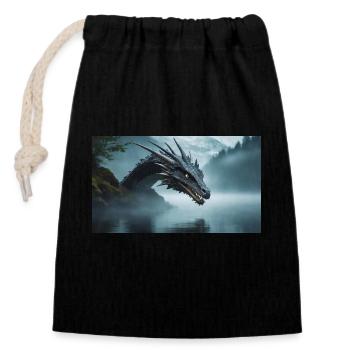 Ein realistischer böser dunkler Drache in einem nebligen Fluss - Verschließbarer Geschenkbeutel aus Baumwolle (14x20cm) - Schwarz - Vorne