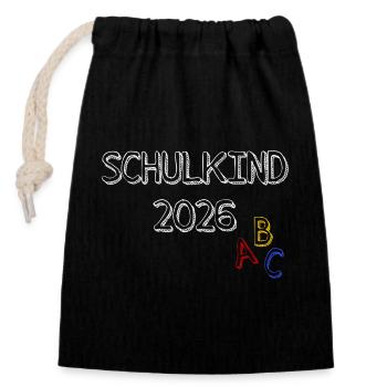 Schulkind 2026 Kreide-Design - Verschließbarer Geschenkbeutel aus Baumwolle (14x20cm) - Schwarz - Vorne