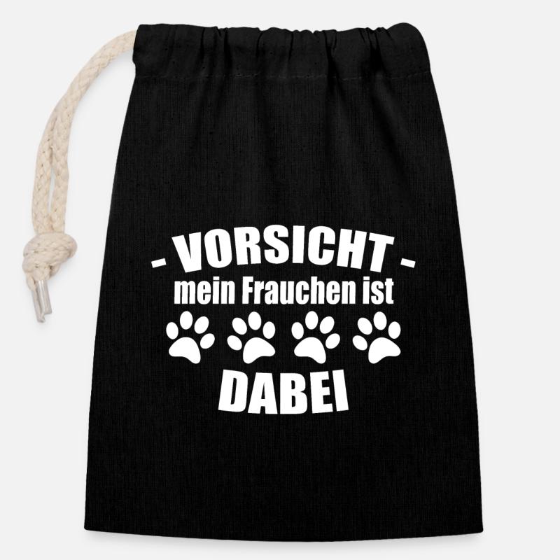 Saying - beware, miss is there - dog - Closable cotton gift bag (14x20cm) - black