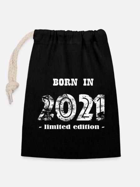 BORN IN 2021 - limited edition - Verschließbarer Geschenkbeutel aus Baumwolle (14x20cm) - Schwarz