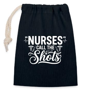 Nurses Call the Shots - Verschließbarer Geschenkbeutel aus Baumwolle (14x20cm) - Navy - Vorne
