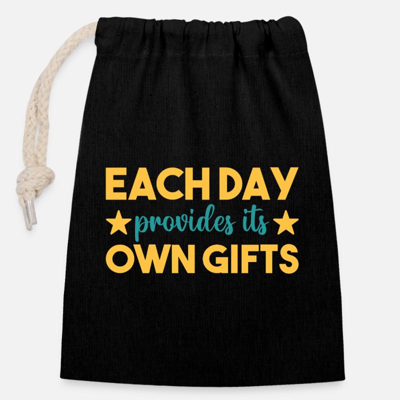Each day a gift - Closable cotton gift bag (14x20cm) - black