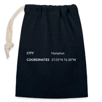 Hampton, Virginia, USA coordinates - Closable cotton gift bag (14x20cm) - navy - Front