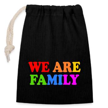 We are family - Sac cadeau en coton avec cordon (14 x 20 cm) - noir - Devant