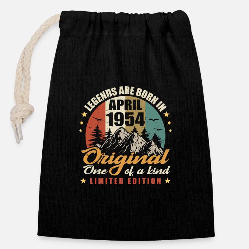 Original legends were born in April 1954 - Closable cotton gift bag (14x20cm) - black