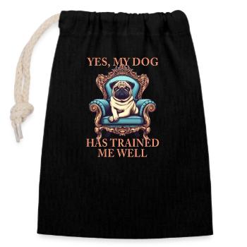Dog Pug Throne King My Dog Has Me Train Well - Closable cotton gift bag (14x20cm) - black - Front