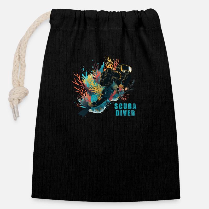 Scuba Diver- Coral Reef, Gift Idea, Atlantis - Closable cotton gift bag (14x20cm) - black