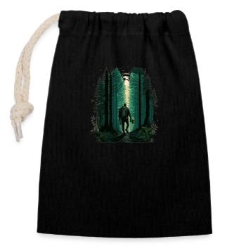Night walk in the forest with beer, hiking - Closable cotton gift bag (14x20cm) - black - Front