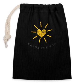 Chase the sun - Closable cotton gift bag (14x20cm) - black - Front
